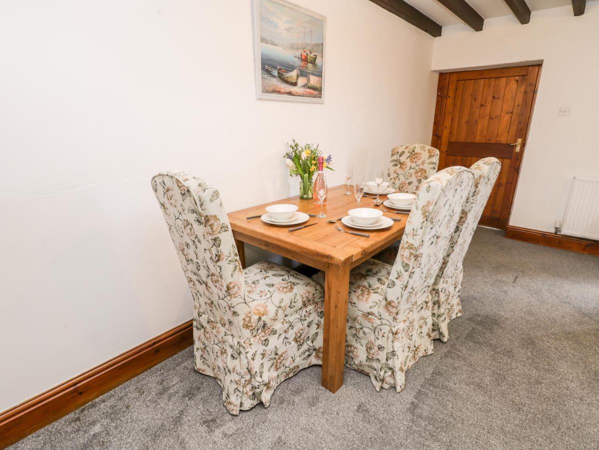 Holiday home Hawthorn Dale *